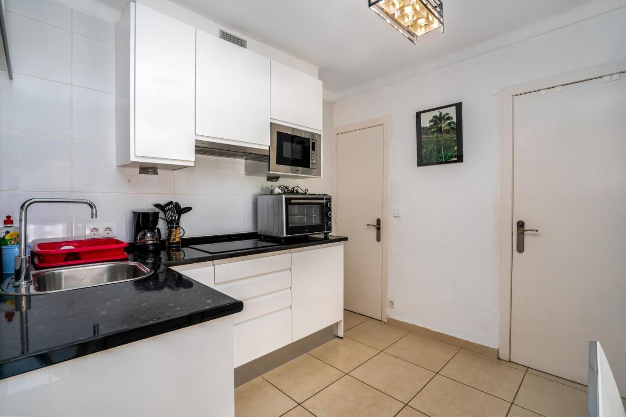 Apartamento Welcs Emp 018 Con Terraza Frente Al Mar Apartment Емпуриабрава Екстериор снимка